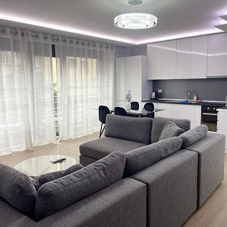 New Bazaar 2022 Leilighet Tiranë Eksteriør bilde