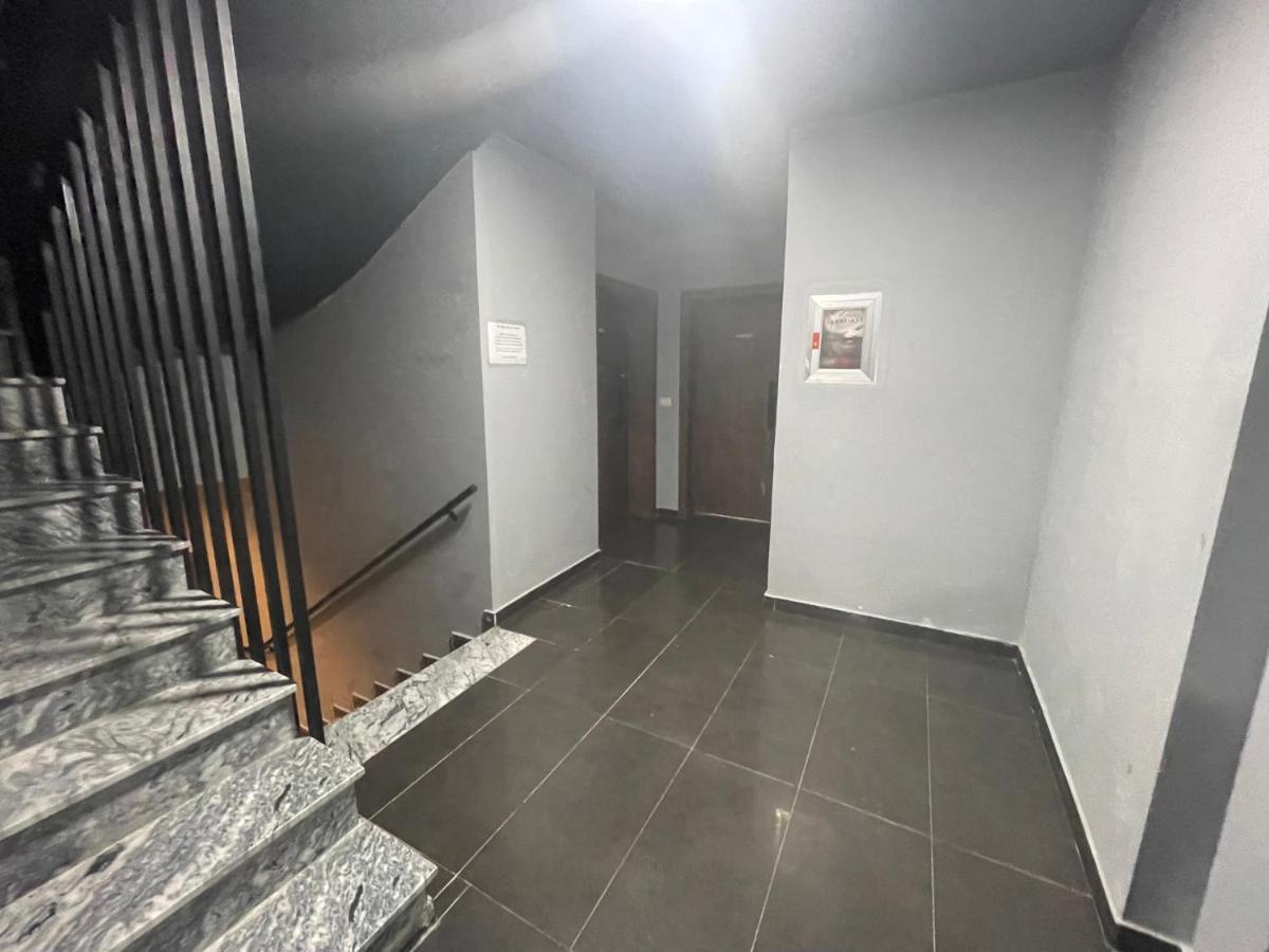 New Bazaar 2022 Leilighet Tiranë Eksteriør bilde