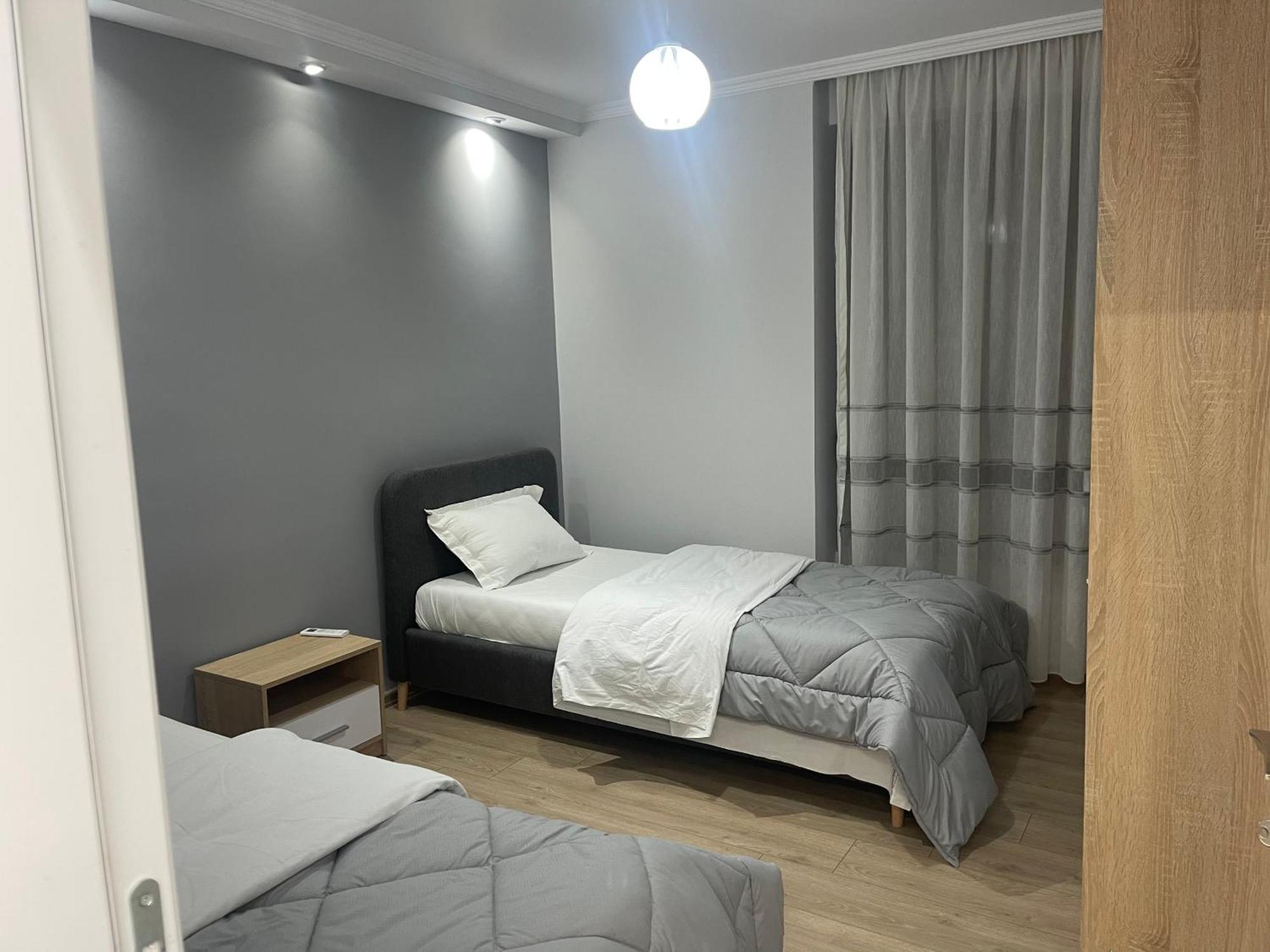 New Bazaar 2022 Leilighet Tiranë Eksteriør bilde