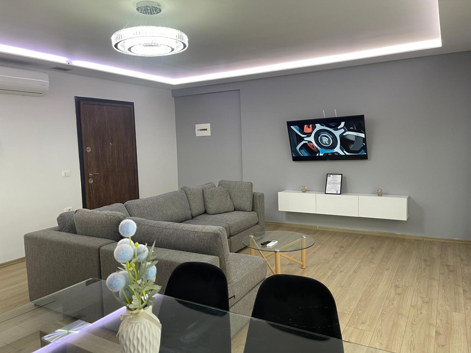 New Bazaar 2022 Leilighet Tiranë Eksteriør bilde